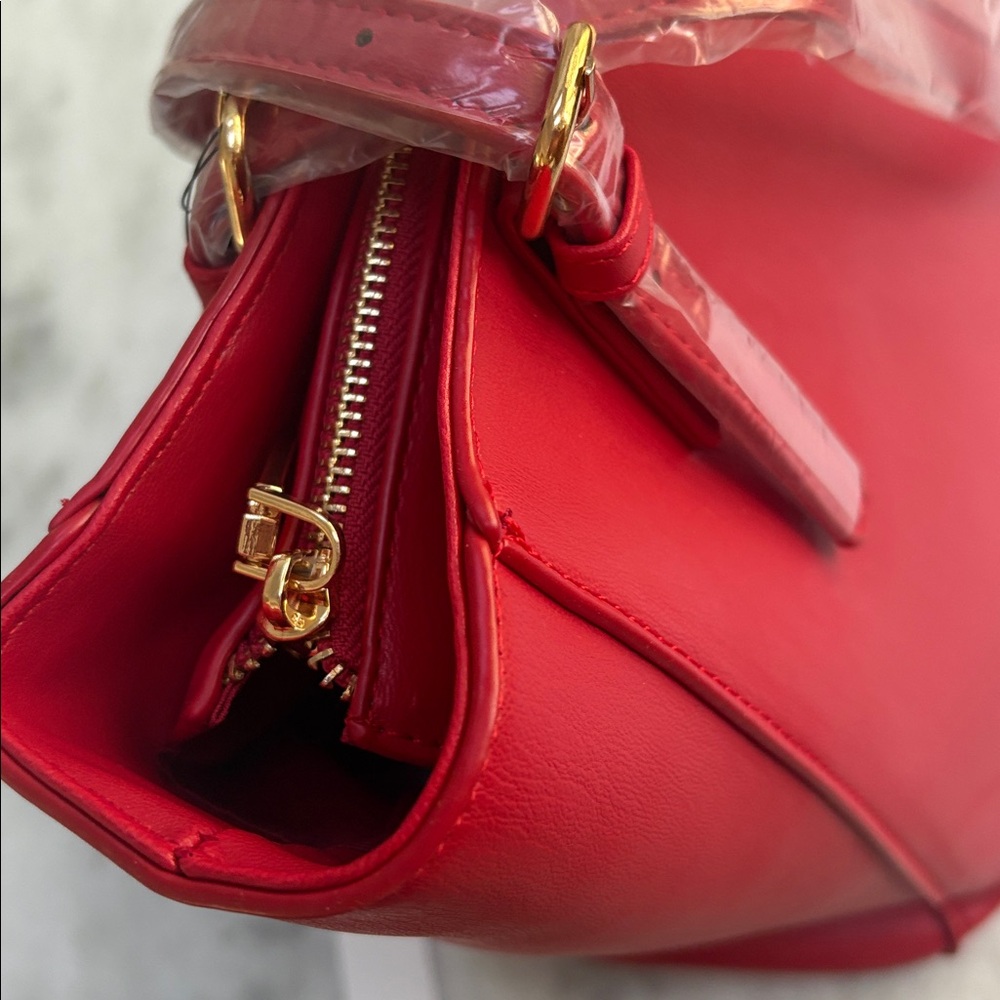 Badgley Mischka Large Tote Vegan Leather Red/Gold NWT - Picture 5 of 10